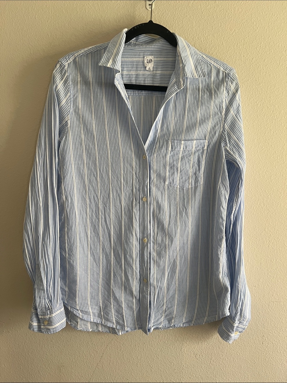 GAP Womens M Tall Blue White Striped Button Down Shirt 100% Cotton Eyelet
